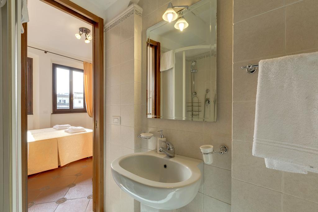 Signoria Apartment With A View Florence Room photo